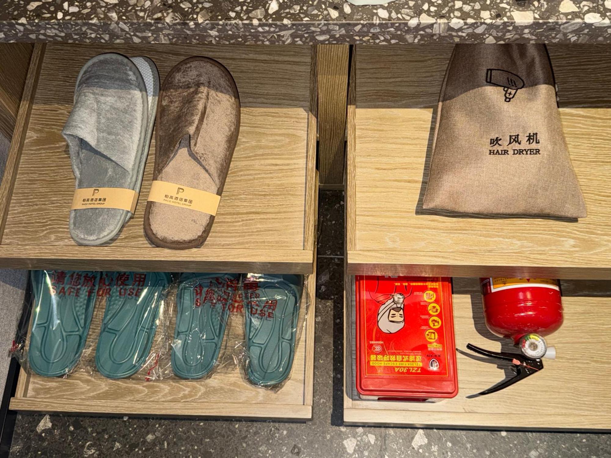 柏高酒店-广州塔大塘地铁站店 外观 照片